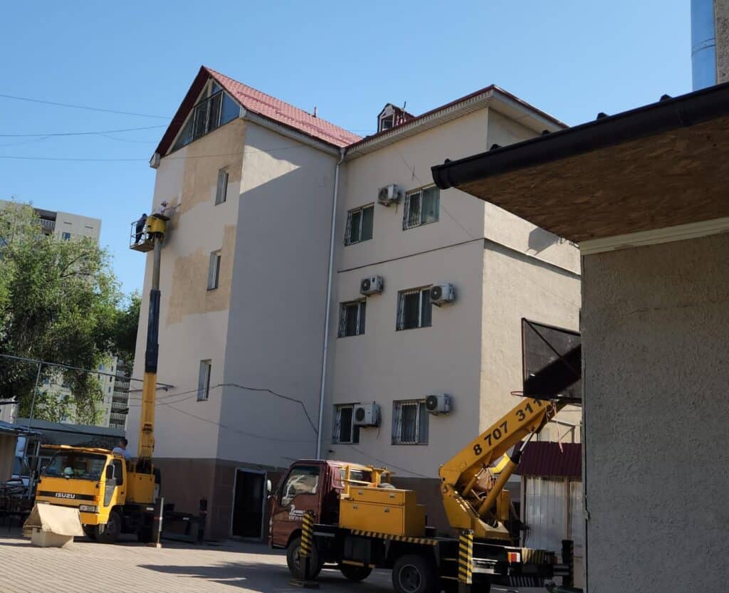 בציון רבי לוי"צ שניאורסון בקזחסטן: אגף הכנסת אורחים חדש