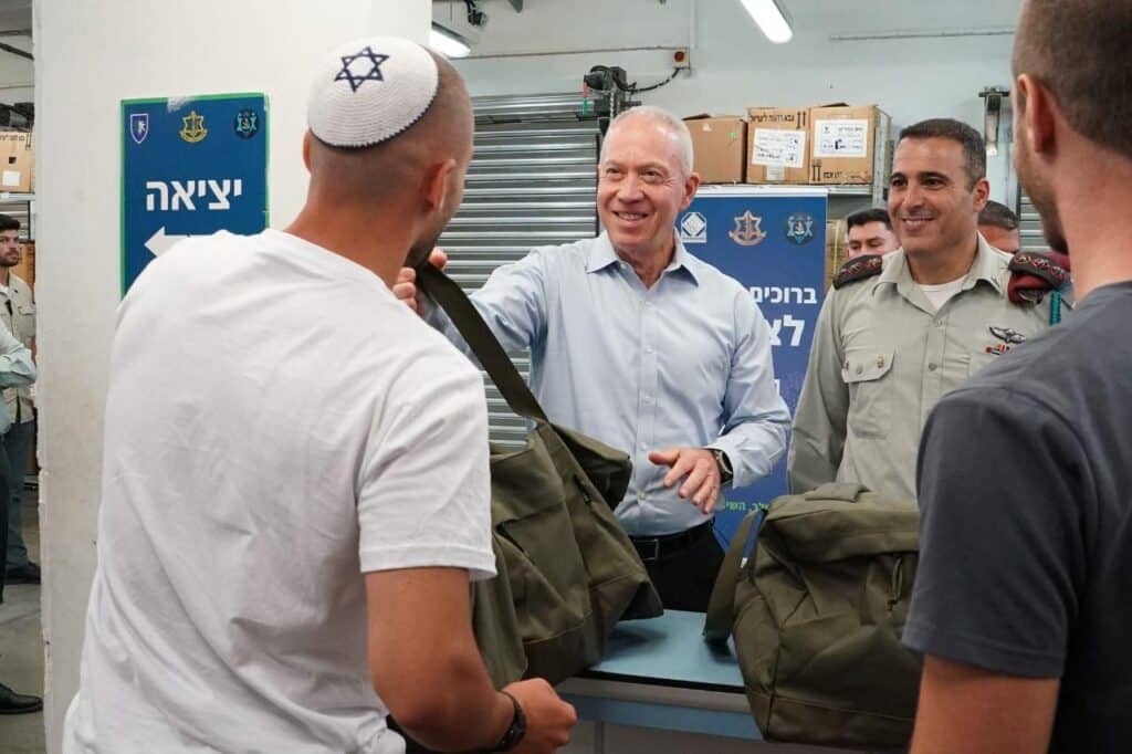 גלנט בבקו"ם: פועל לחבר את כולם