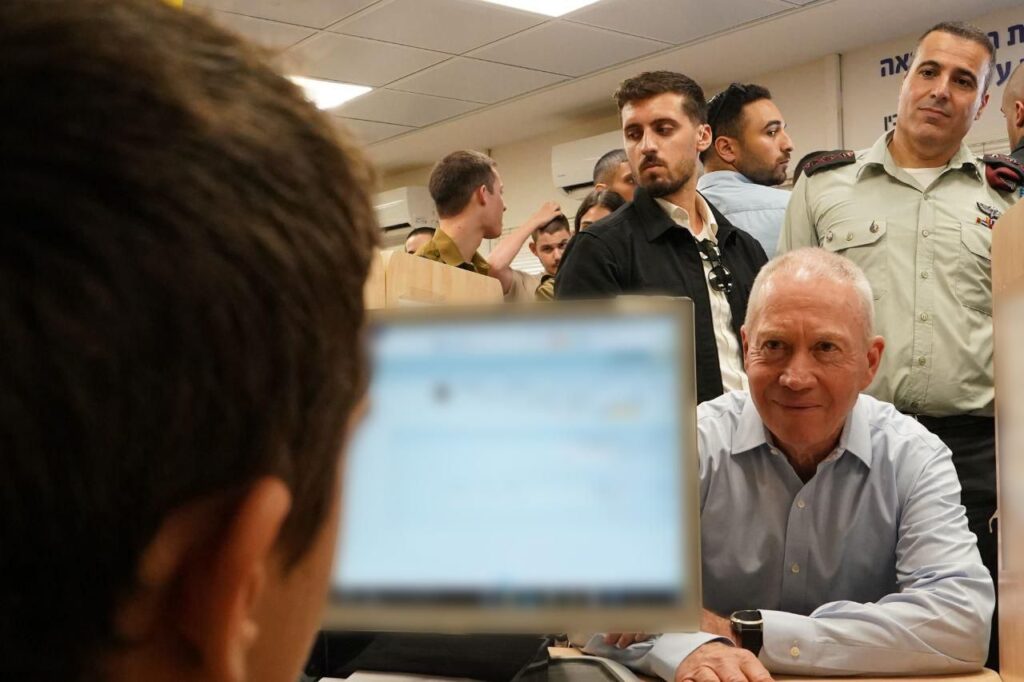 גלנט בבקו"ם: פועל לחבר את כולם