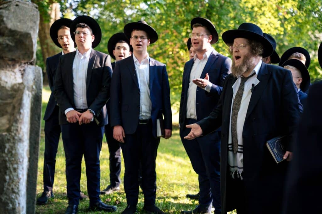 הגרש"ב סורוצקין גאל את בניין ישיבת טעלז בליטא