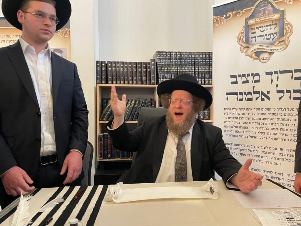 הגרש"ב סורוצקין גאל את בניין ישיבת טעלז בליטא