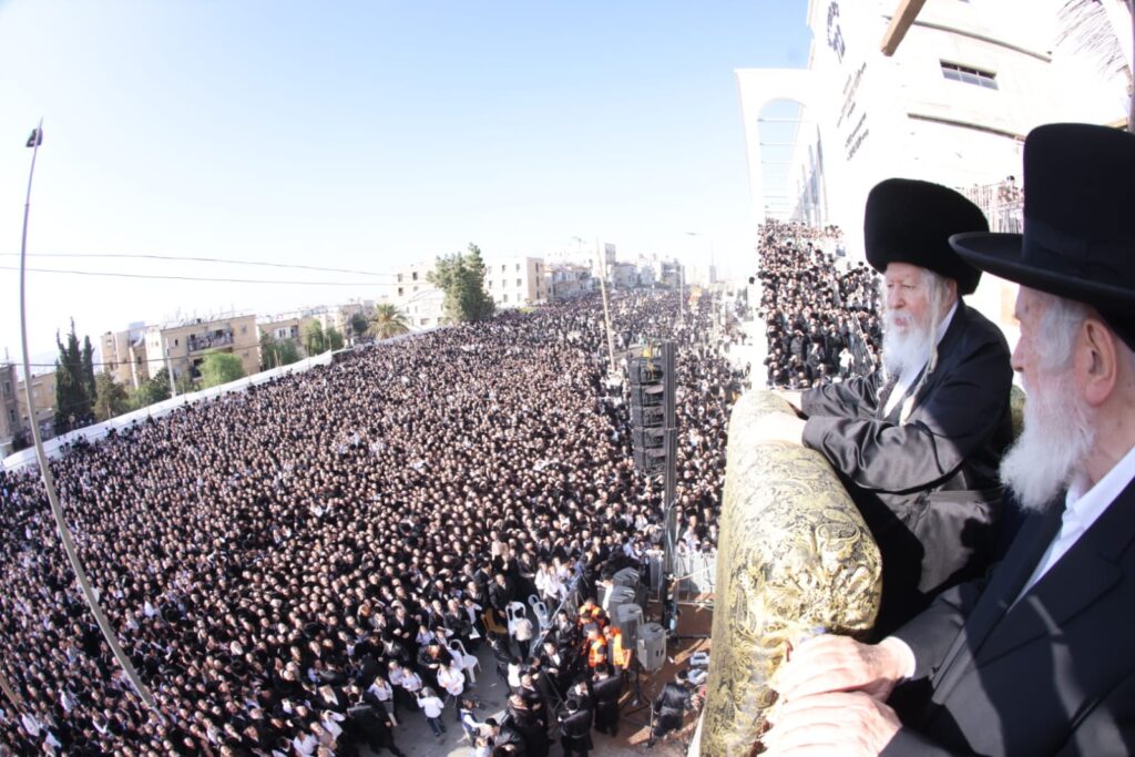 ירמיהו נחסם: רבבות חסידי גור בחופת נכדת הרבי