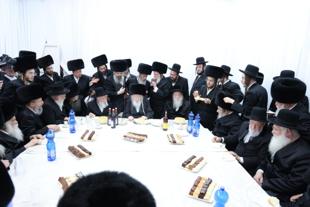 ירמיהו נחסם: רבבות חסידי גור בחופת נכדת הרבי