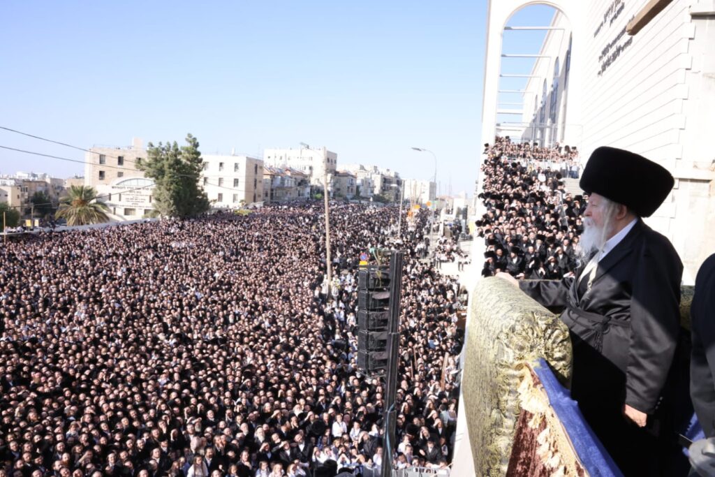 ירמיהו נחסם: רבבות חסידי גור בחופת נכדת הרבי