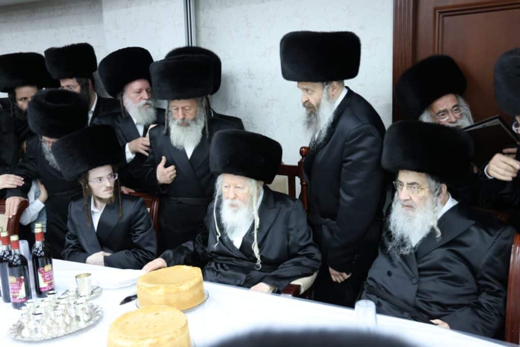 ירמיהו נחסם: רבבות חסידי גור בחופת נכדת הרבי