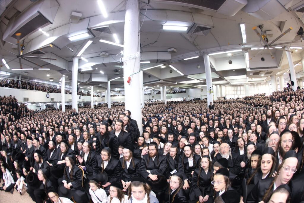 ירמיהו נחסם: רבבות חסידי גור בחופת נכדת הרבי