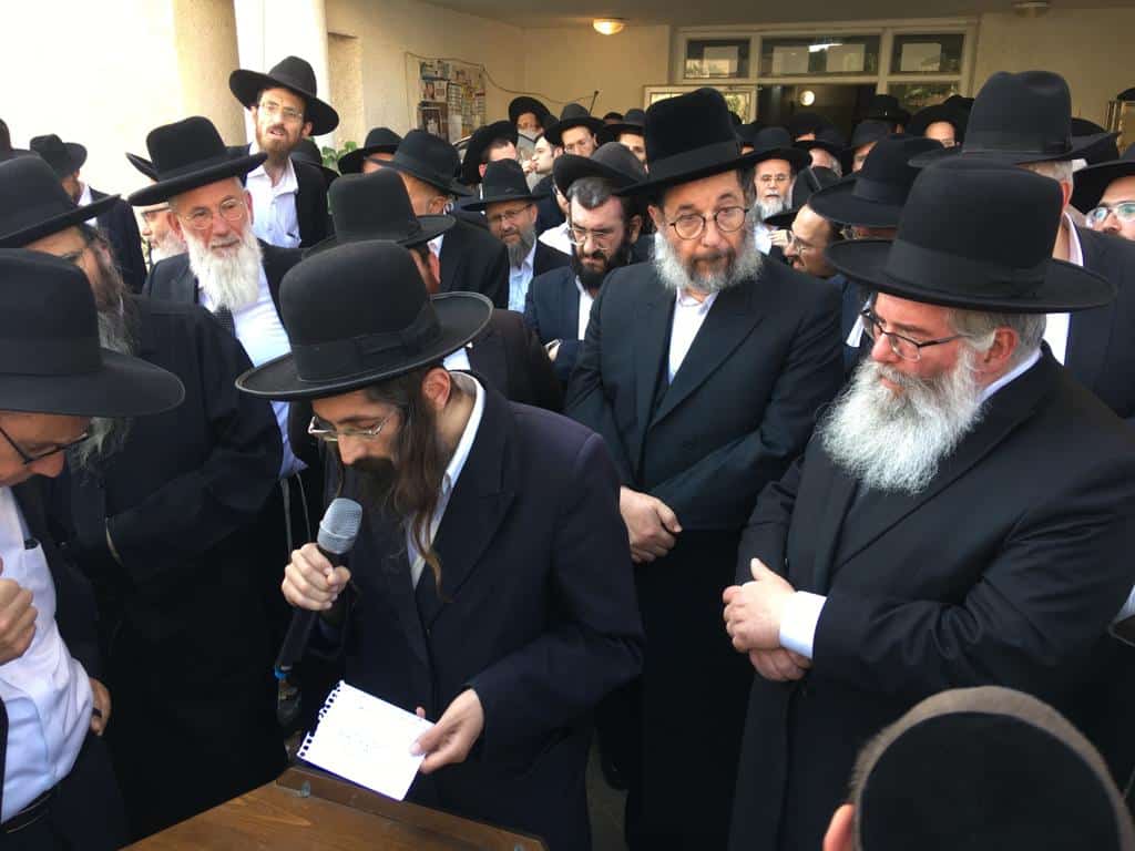 מודיעין עילית ליוותה את משמח הלבבות למנוחות