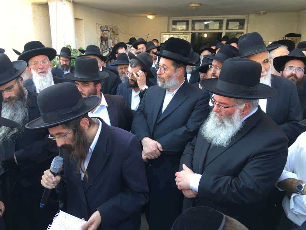 מודיעין עילית ליוותה את משמח הלבבות למנוחות