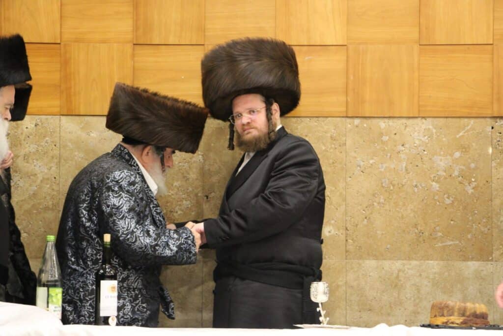 בשמחת החתונה: הרבי מויז'ניץ רקד עם ההויז בחור המיתולוגי
