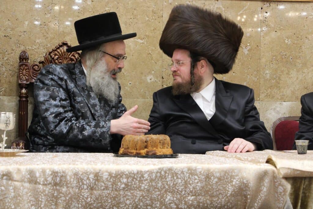 בשמחת החתונה: הרבי מויז'ניץ רקד עם ההויז בחור המיתולוגי