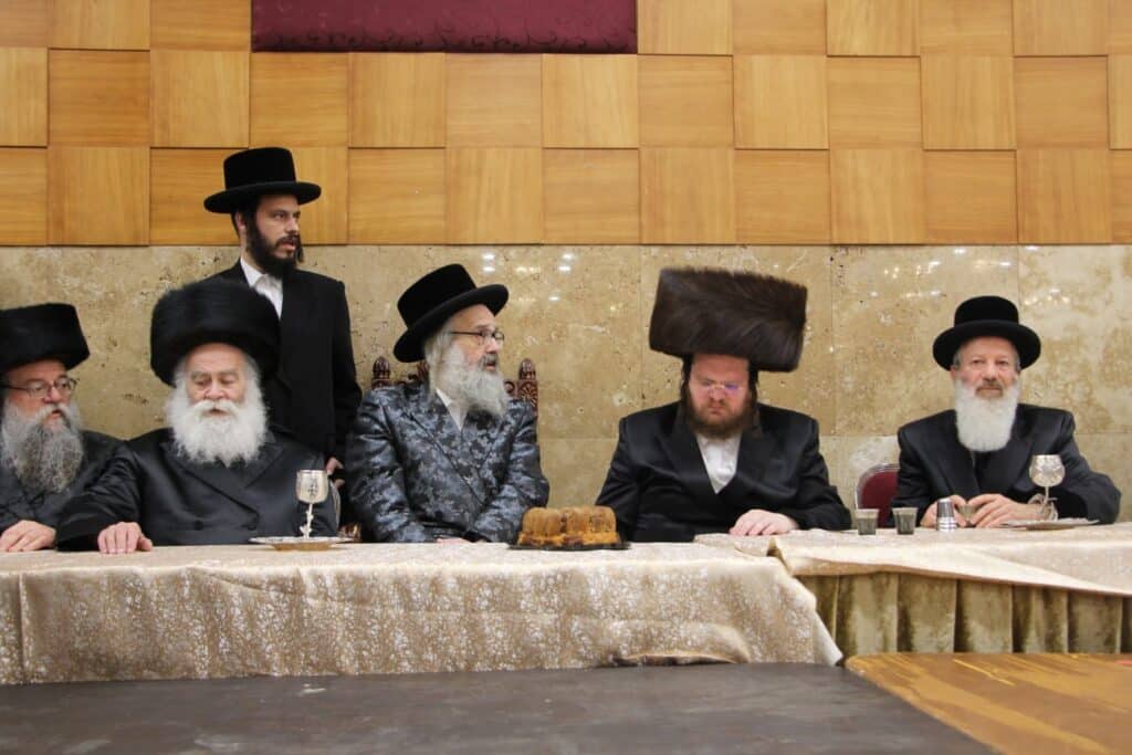 בשמחת החתונה: הרבי מויז'ניץ רקד עם ההויז בחור המיתולוגי