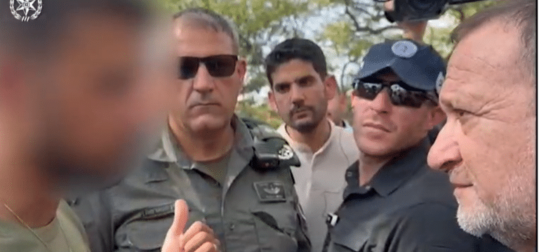 המפכ"ל שוחח עם המג"בניק שחיסל את המחבל