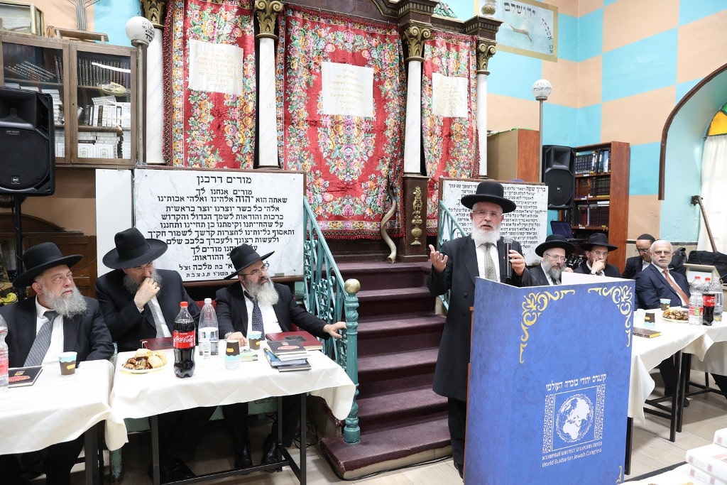 גלריה: הבוכרים חזרו לשכונה לאמירת הסליחות בביהכנ"ס העתיק