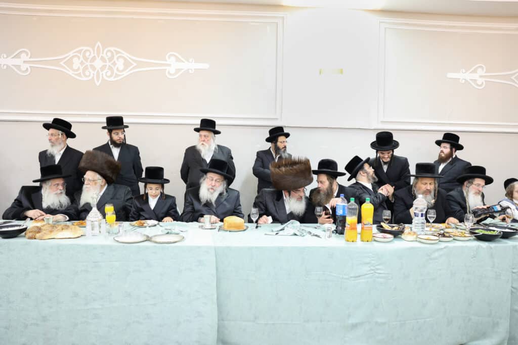 גלריה: בנדבורנא חגגו בר מצווה לנכד האדמו"ר זצ"ל