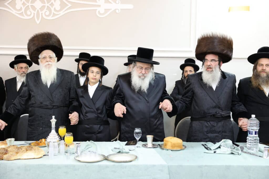 גלריה: בנדבורנא חגגו בר מצווה לנכד האדמו"ר זצ"ל