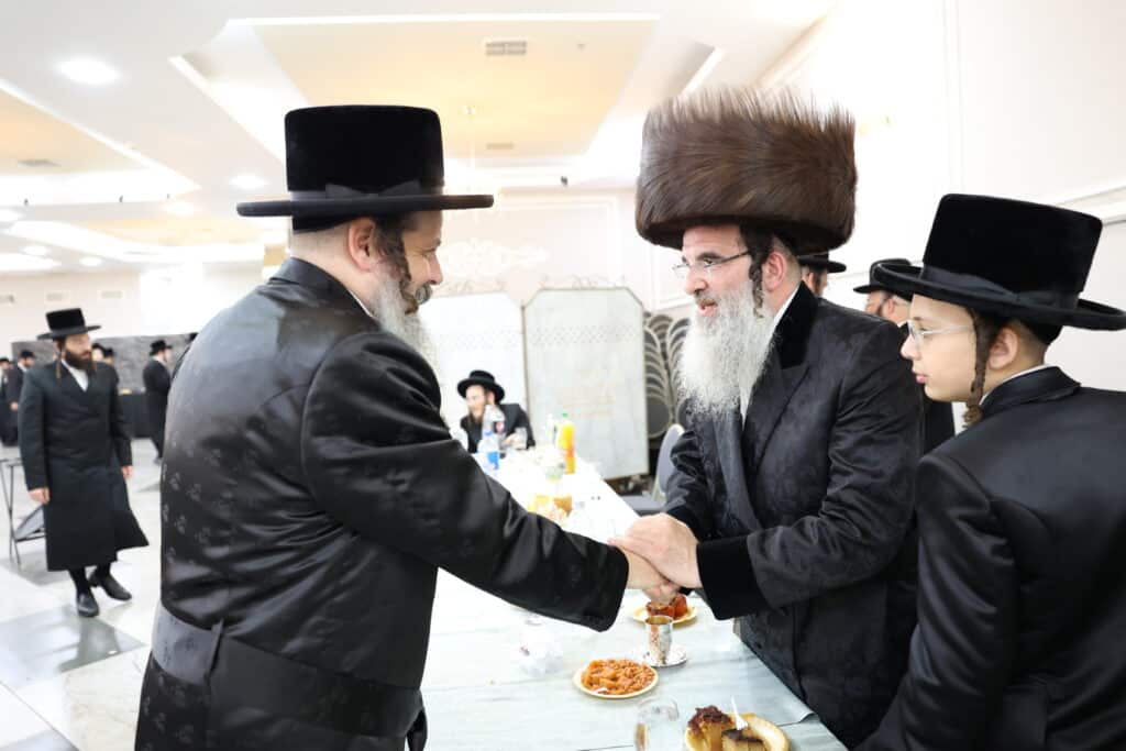 גלריה: בנדבורנא חגגו בר מצווה לנכד האדמו"ר זצ"ל