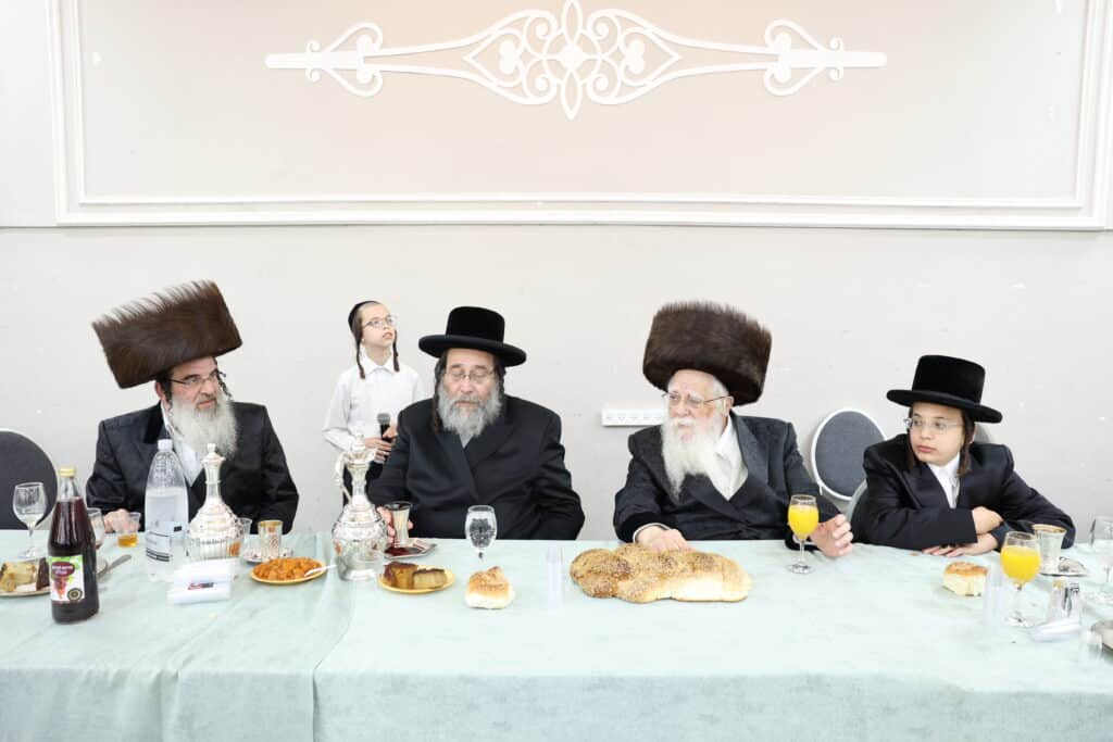 גלריה: בנדבורנא חגגו בר מצווה לנכד האדמו"ר זצ"ל