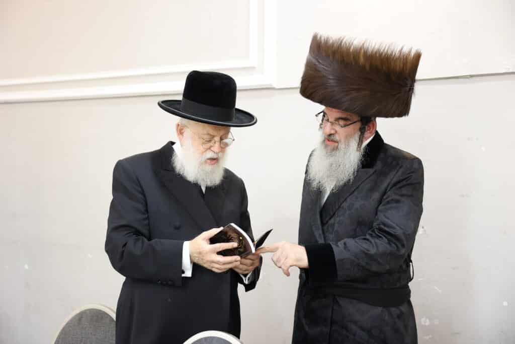 גלריה: בנדבורנא חגגו בר מצווה לנכד האדמו"ר זצ"ל