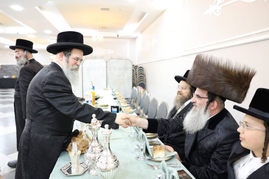 גלריה: בנדבורנא חגגו בר מצווה לנכד האדמו"ר זצ"ל