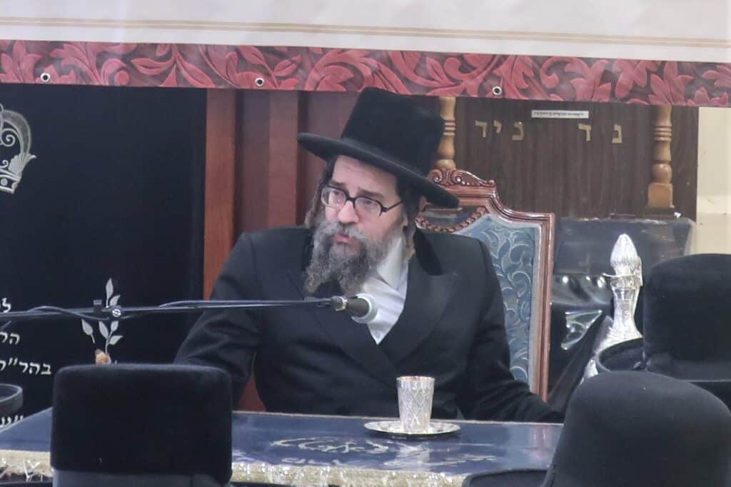 האדמו"ר מסקולען ירושלים בשיחת חיזוק בישיבת חיי תורה