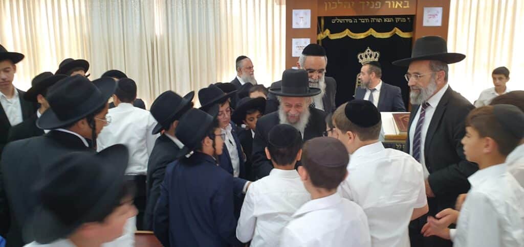 ראש הישיבה לפרוש: "אתה דואג לכולם, יש לך מסורת" ראש הישיבה לפרוש: "אתה דואג לכולם, יש לך מסורת"