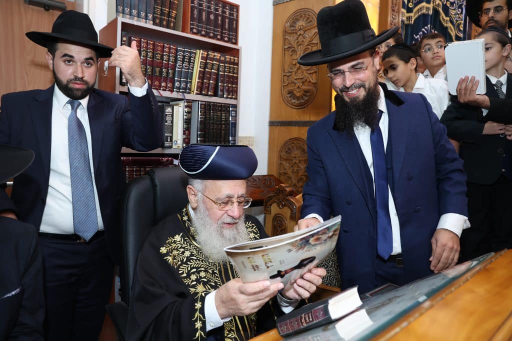 בהזמנת המועמד לראשות העיר: הראשל"צ שבת באלעד