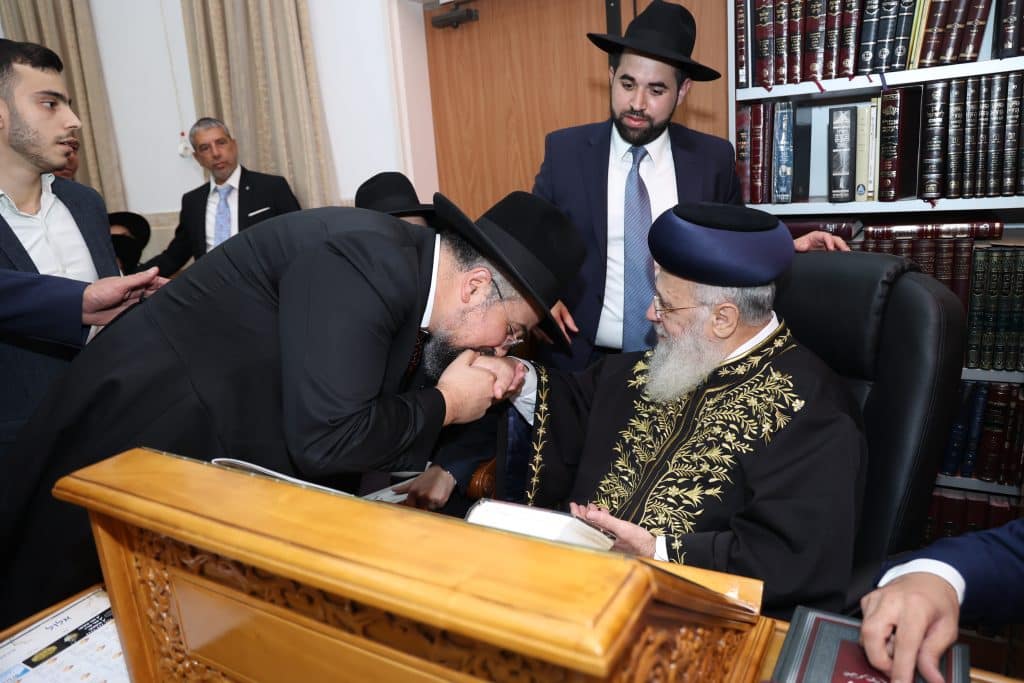 בהזמנת המועמד לראשות העיר: הראשל"צ שבת באלעד