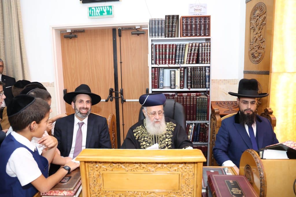 בהזמנת המועמד לראשות העיר: הראשל"צ שבת באלעד