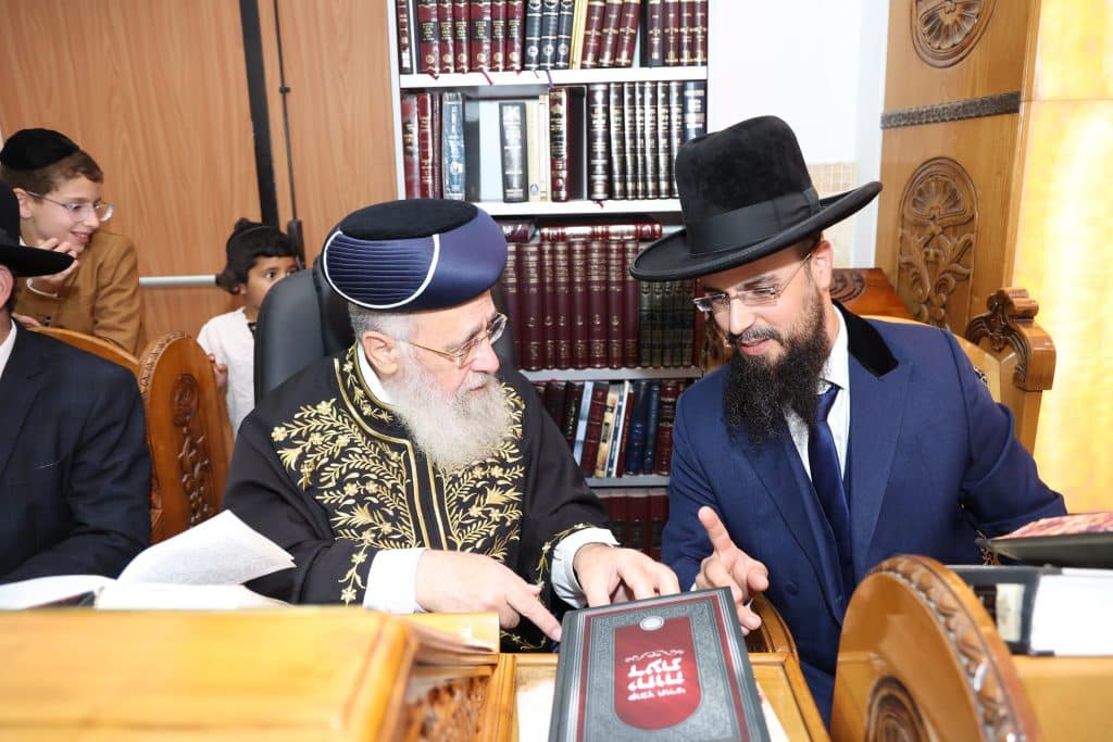 בהזמנת המועמד לראשות העיר: הראשל"צ שבת באלעד