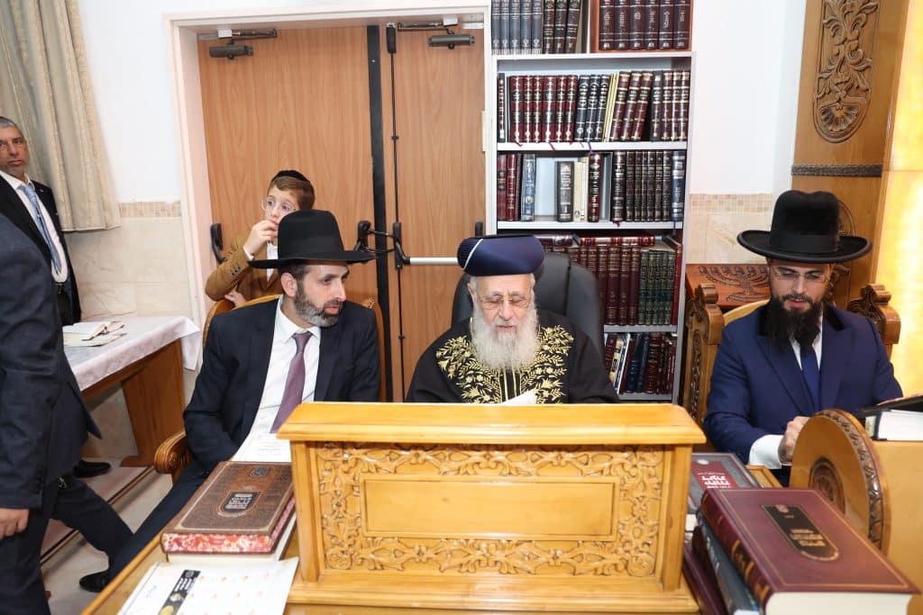 בהזמנת המועמד לראשות העיר: הראשל"צ שבת באלעד