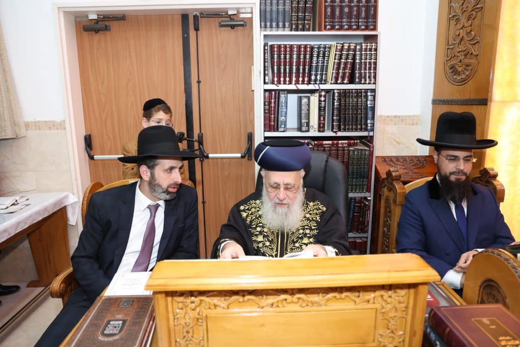 בהזמנת המועמד לראשות העיר: הראשל"צ שבת באלעד