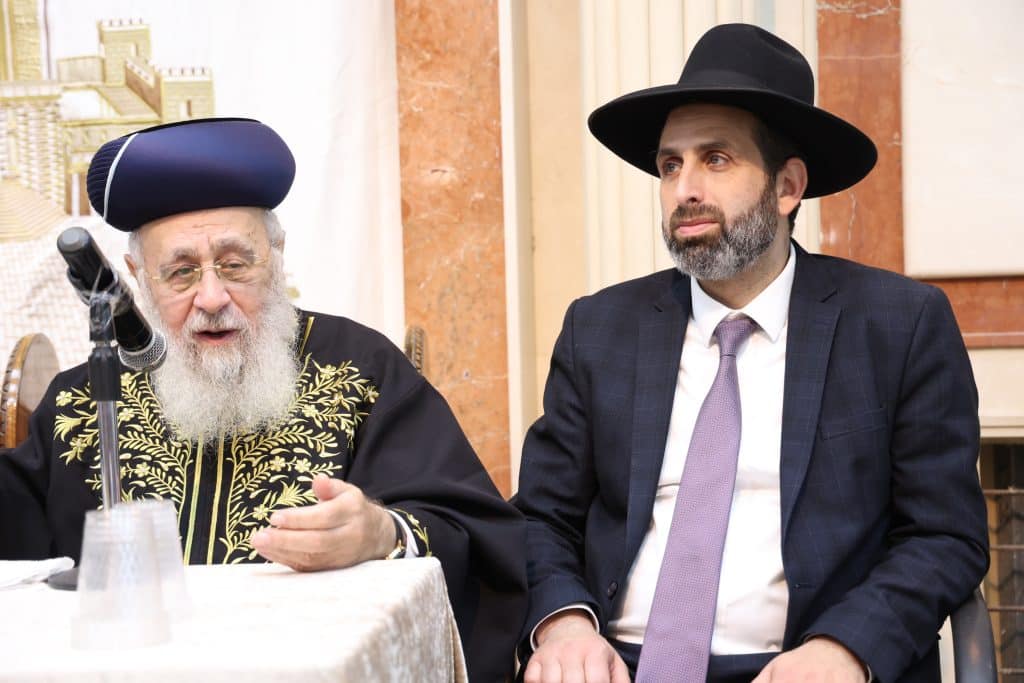 בהזמנת המועמד לראשות העיר: הראשל"צ שבת באלעד