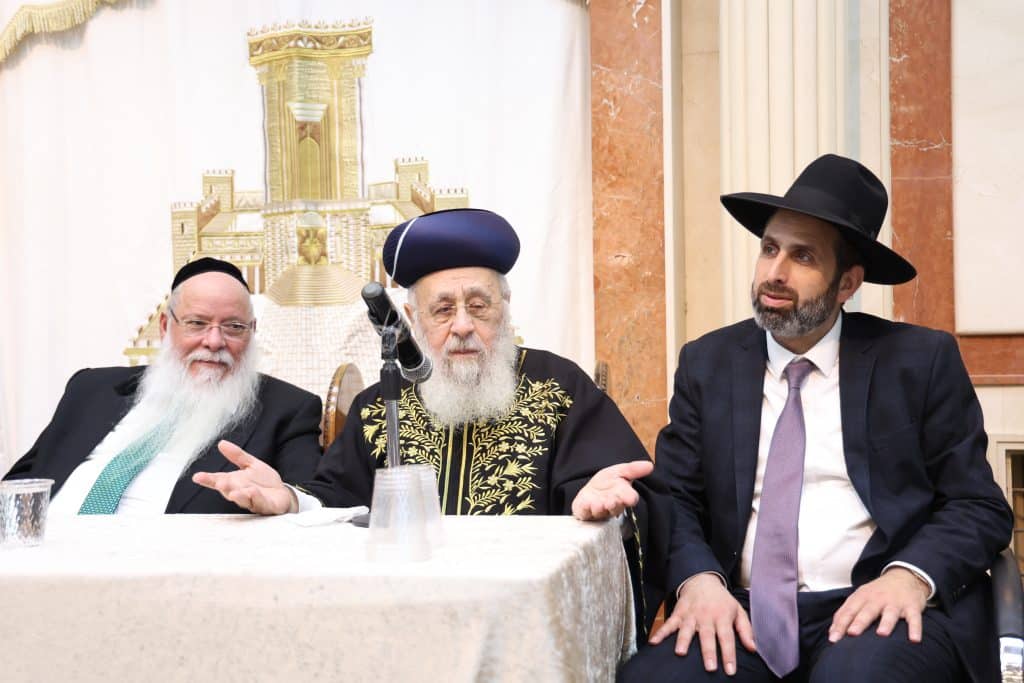 בהזמנת המועמד לראשות העיר: הראשל"צ שבת באלעד