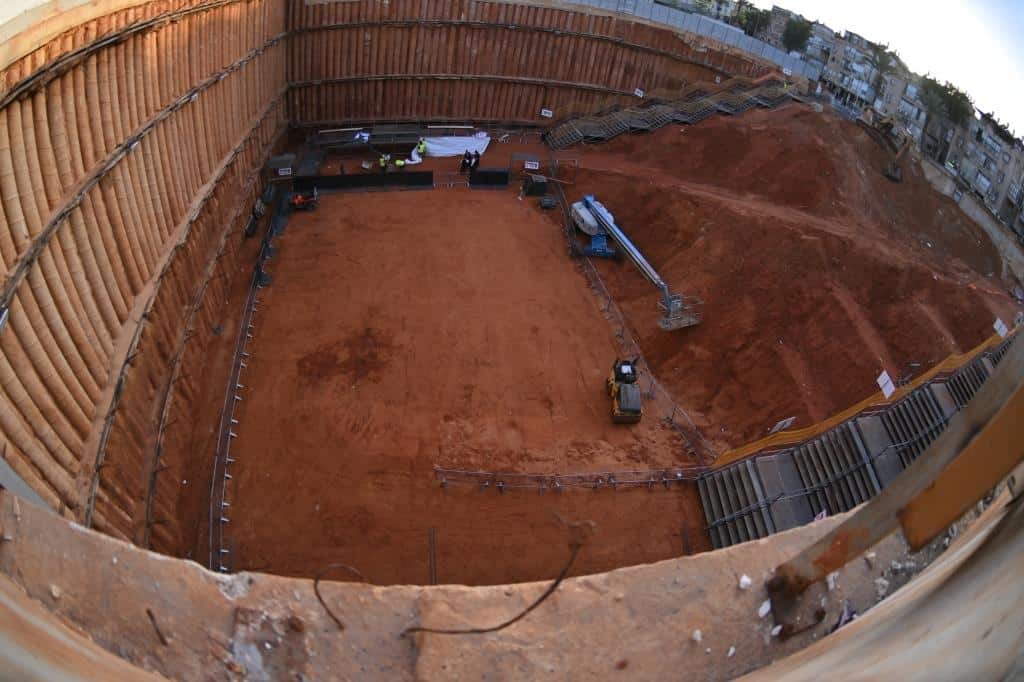 בויז'ניץ' יניחו את אבן הפינה ומגילת היסוד למרכז החסידות