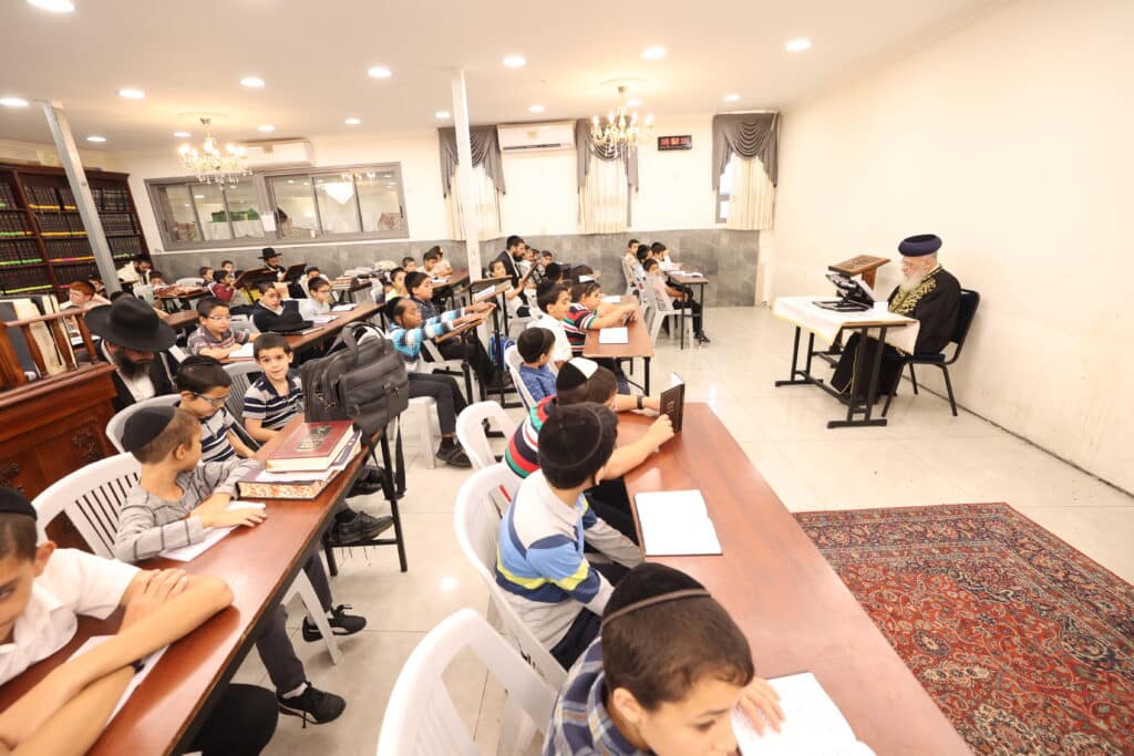 גלריה: ילדי הת"תים אמרו סליחות במעמד הראשון לציון