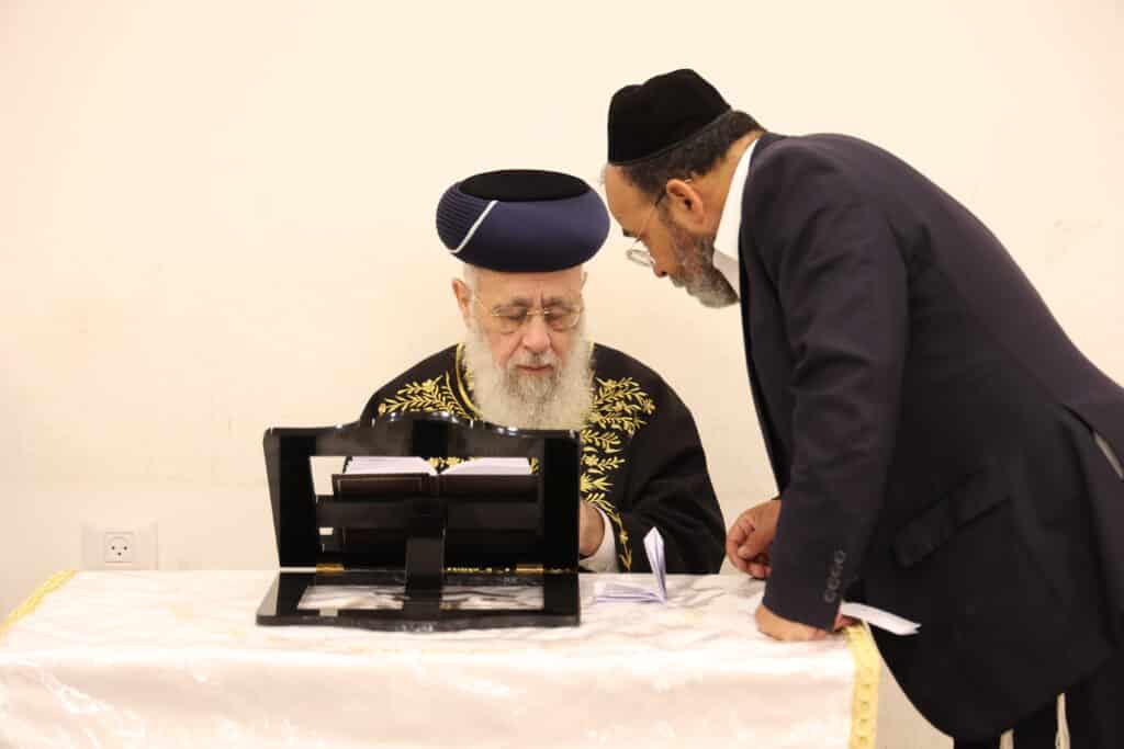 גלריה: ילדי הת"תים אמרו סליחות במעמד הראשון לציון