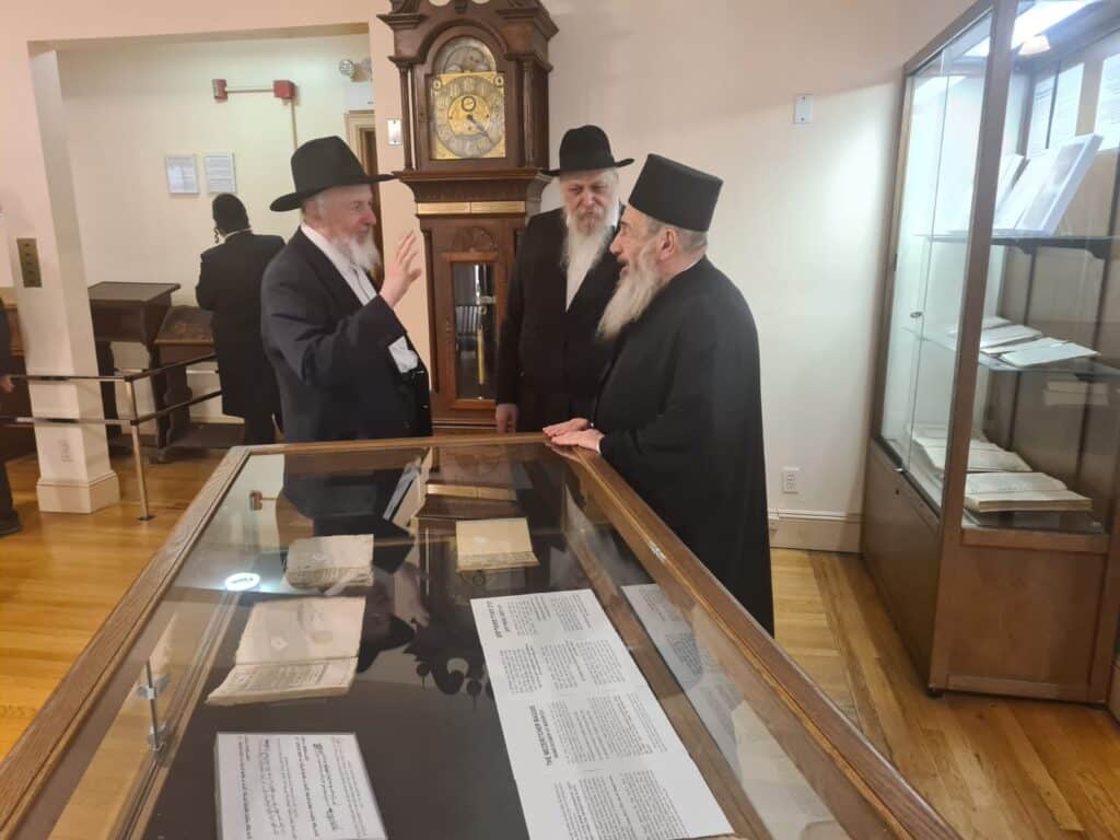 גלריה מסכמת: מסע החיזוק של חכם ניסים בן שמעון בארה"ב