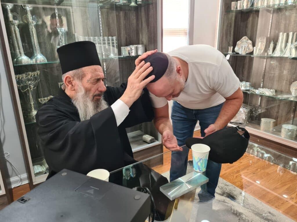 גלריה מסכמת: מסע החיזוק של חכם ניסים בן שמעון בארה"ב