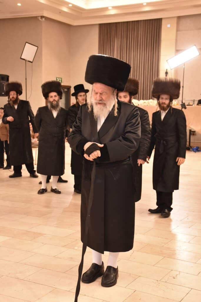 גלריה: אדמו"רים ורבנים בשמחת גאב"ד יביניאל - אשלג