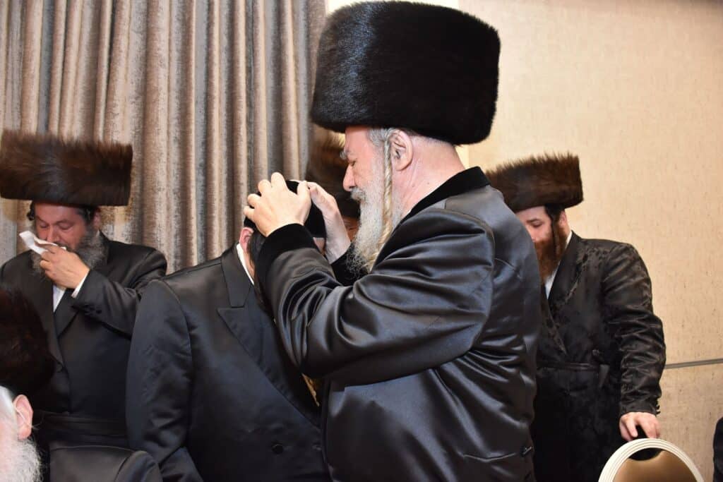 גלריה: אדמו"רים ורבנים בשמחת גאב"ד יביניאל - אשלג