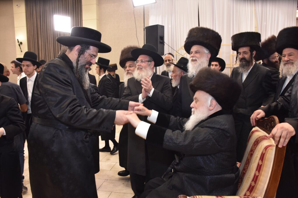 גלריה: אדמו"רים ורבנים בשמחת גאב"ד יביניאל - אשלג