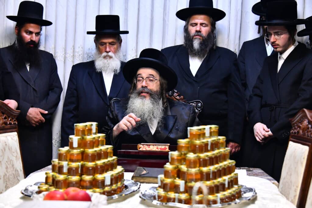 שמחת התנאים לנכדת האדמו"ר מקומרנא