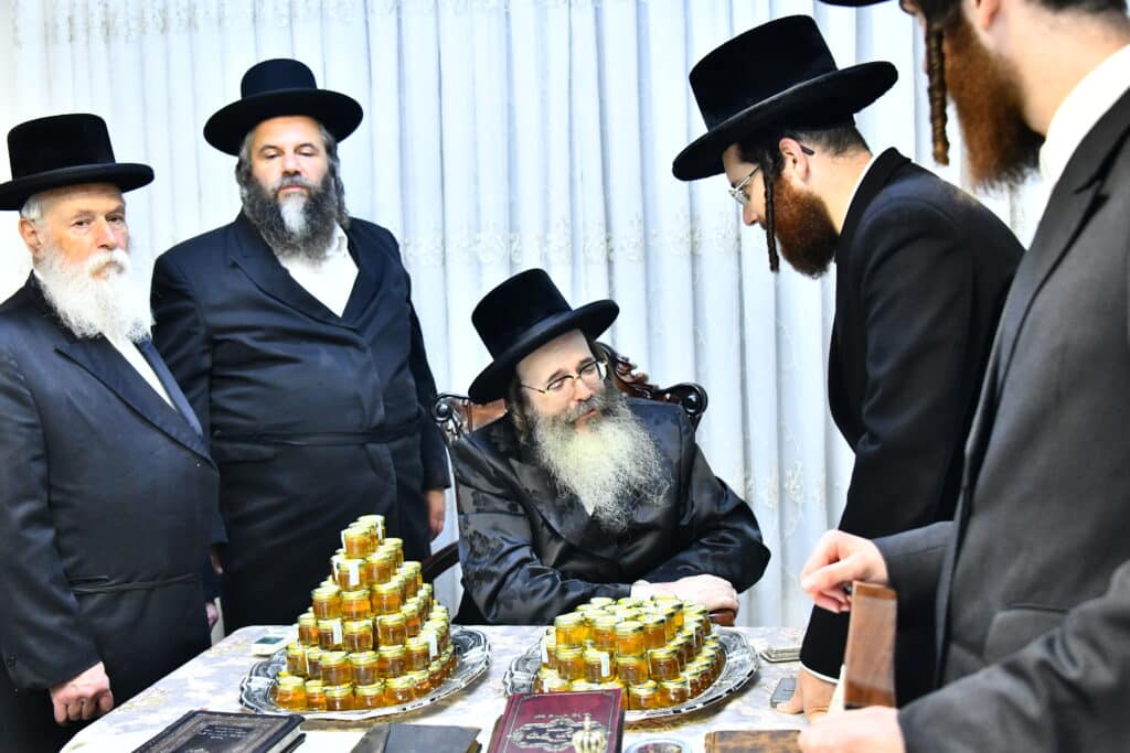 שמחת התנאים לנכדת האדמו"ר מקומרנא