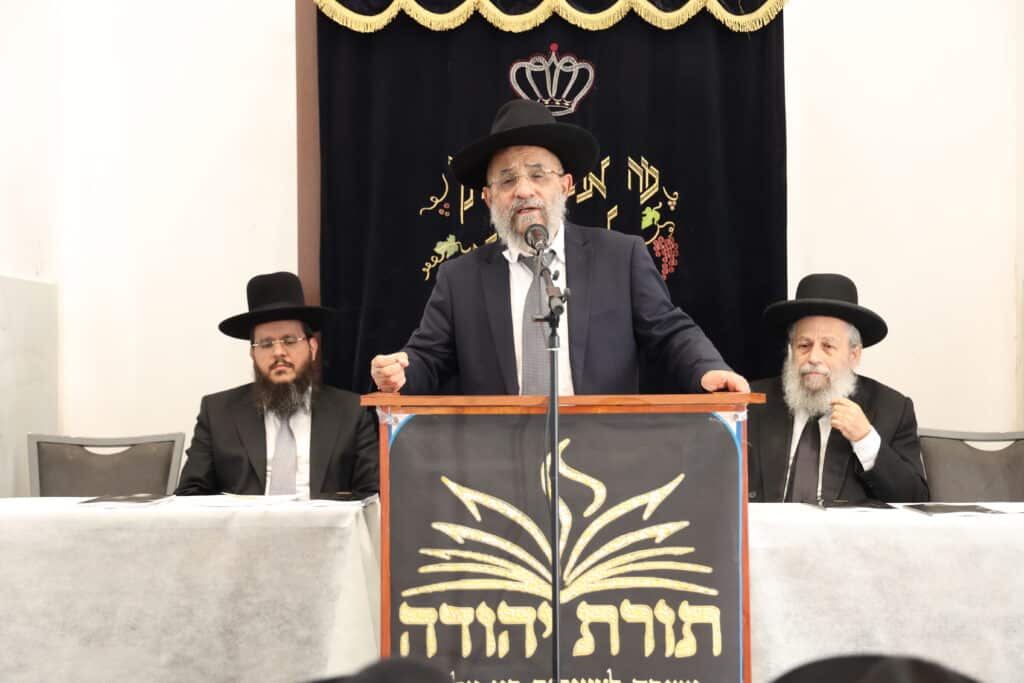 גלריה: הראשל"צ חיזק את תלמידי הישיבה