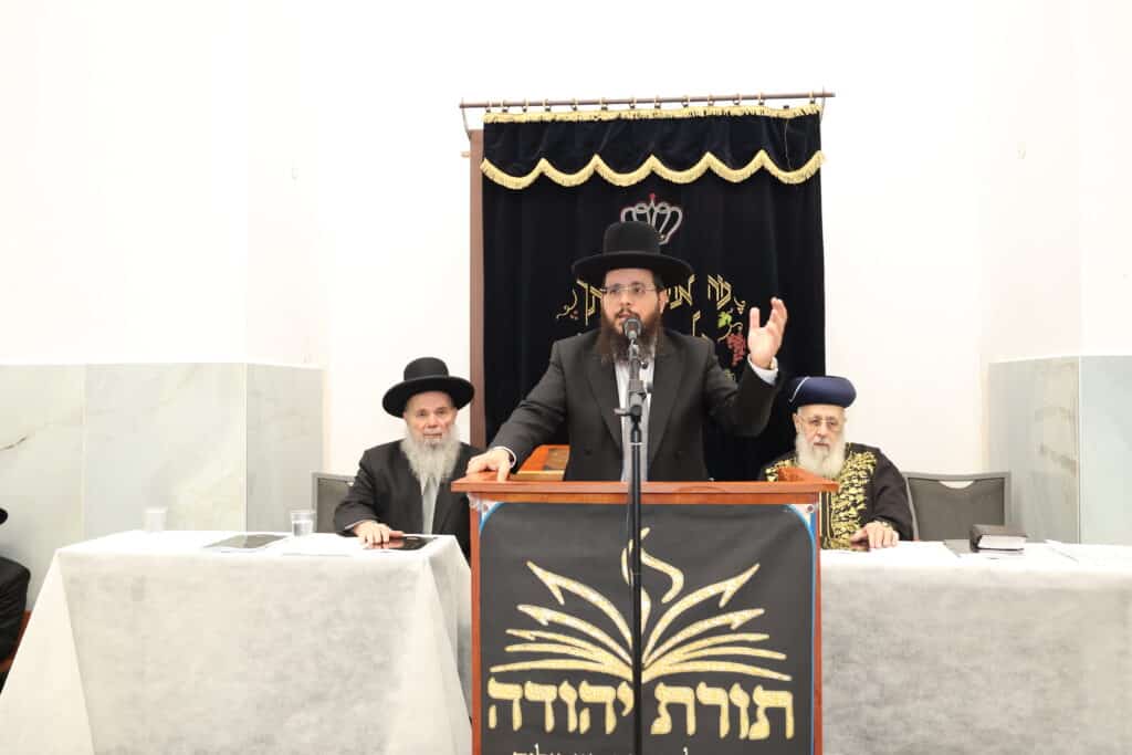 גלריה: הראשל"צ חיזק את תלמידי הישיבה