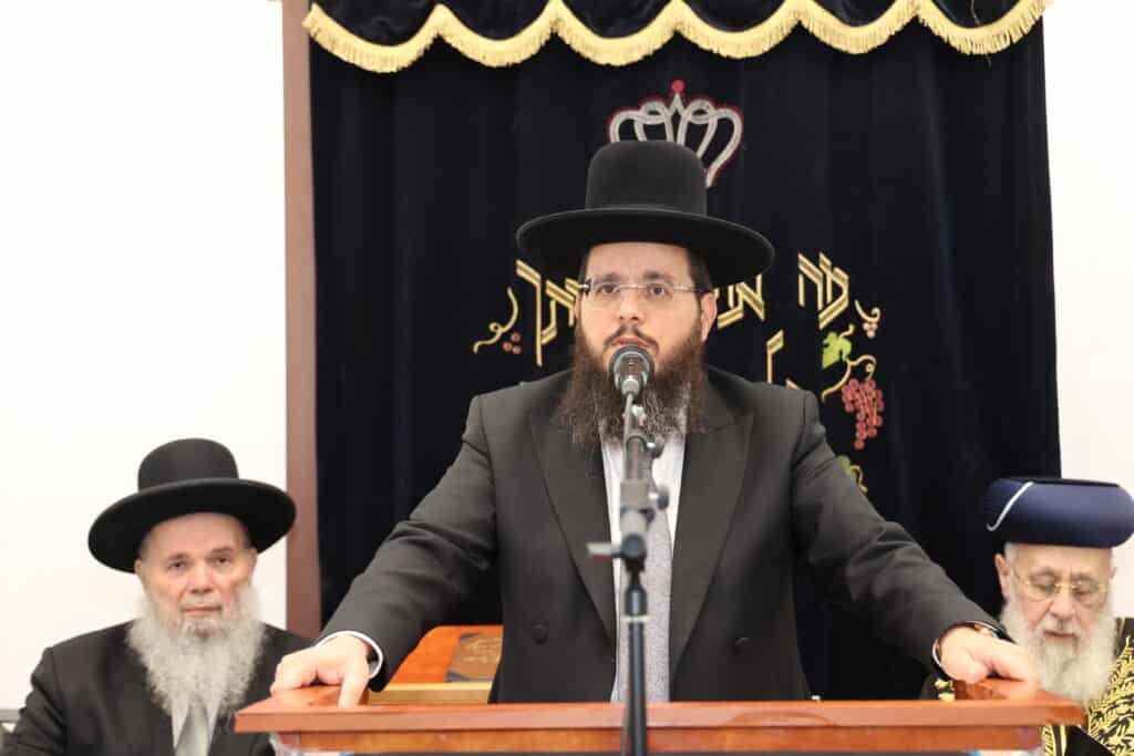 גלריה: הראשל"צ חיזק את תלמידי הישיבה