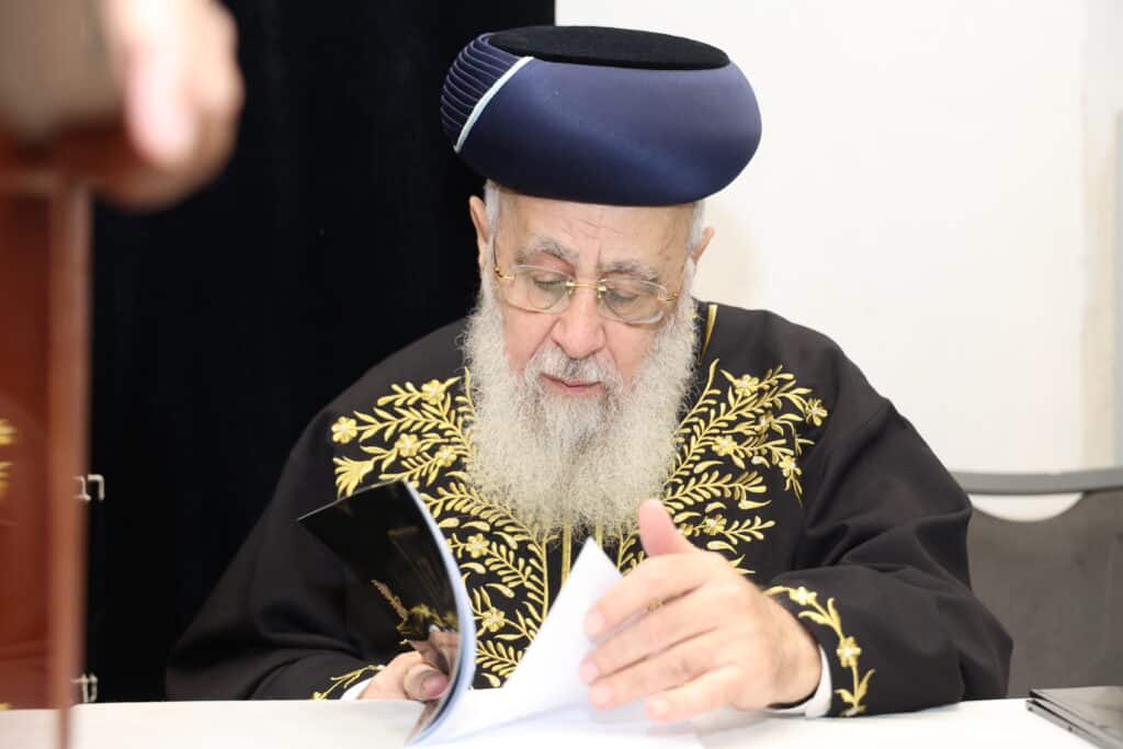 גלריה: הראשל"צ חיזק את תלמידי הישיבה