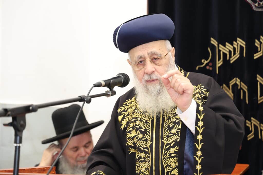 גלריה: הראשל"צ חיזק את תלמידי הישיבה