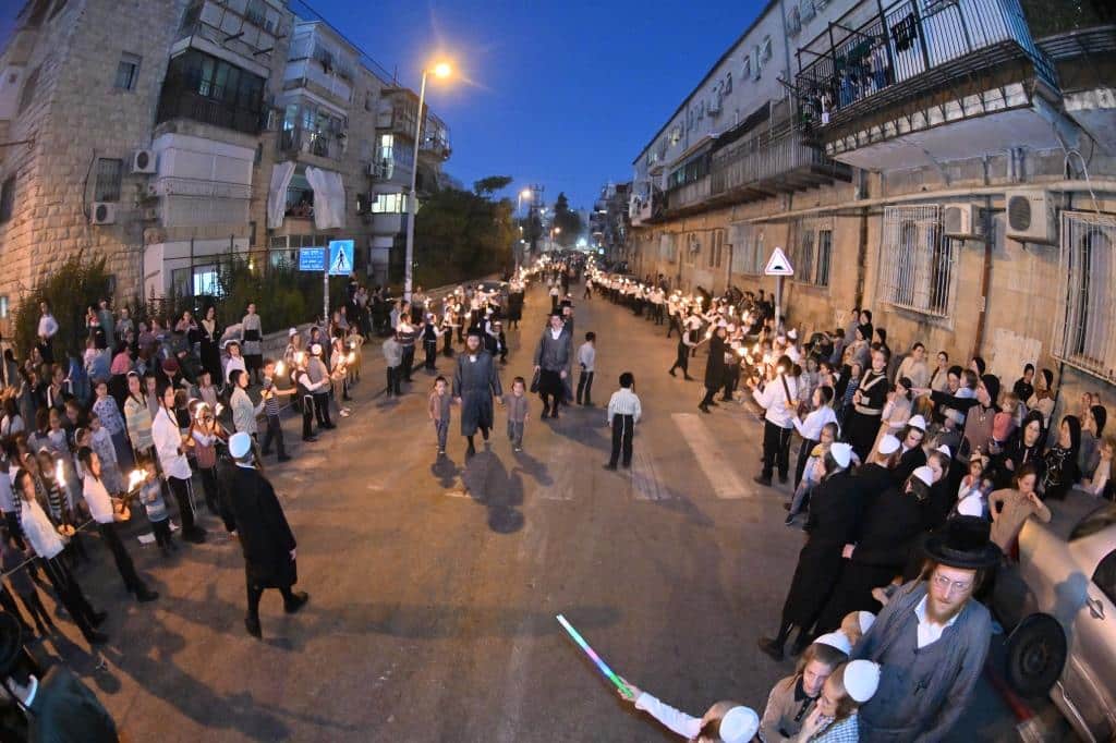 גלריה: מעמד הכנסת ספר תורה לתולדות אהרן