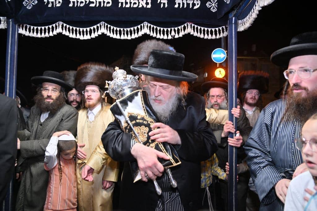 גלריה: מעמד הכנסת ספר תורה לתולדות אהרן